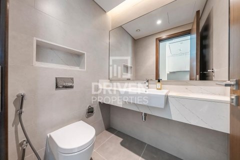 Apartment in Al Wasl, Dubai 2 bedrooms, 129.41 sq.m. № 135923 - photo 12