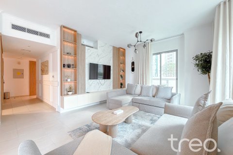 Apartamento en Burj Khalifa, Dubai, 2 dormitorios, 134.9 m², № 119888 - foto 2
