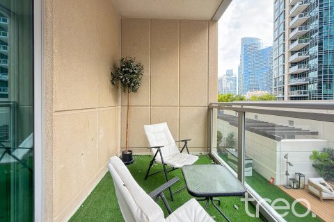 Apartamento en Burj Khalifa, Dubai, 2 dormitorios, 134.9 m², № 119888 - foto 19