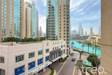 Apartamento en Burj Khalifa, Dubai, 2 dormitorios, 134.9 m², № 119888 - foto 18