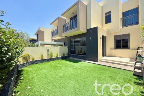 Таунхаус в Дубай Хилс Эстейт, Дубай, 3 спальни, 206.99м², № 119890