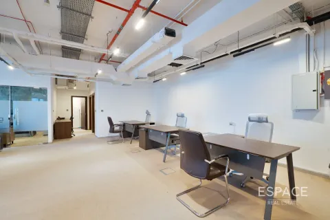 Oficina en Business Bay, Dubai, 122 m², № 62087 - foto 4