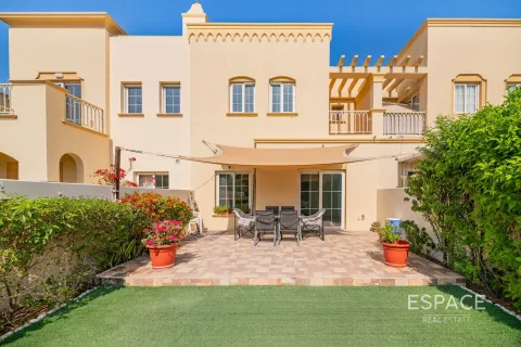 Villa à Springs 8, The Springs, Dubai, 2 chambres, 153 m², № 62084 - photo 1