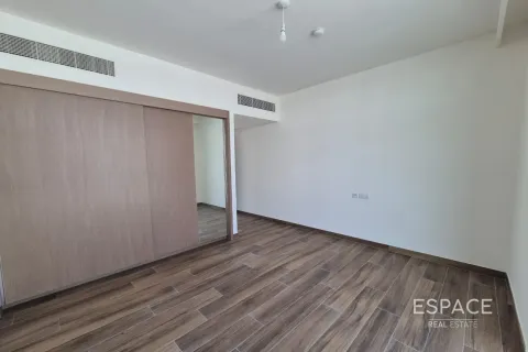 Almacén en Al Furjan, Dubai, 4 dormitorios, 335 m², № 62089 - foto 4