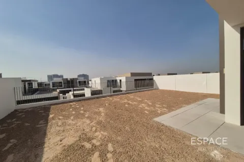 Almacén en Al Furjan, Dubai, 4 dormitorios, 335 m², № 62089 - foto 18