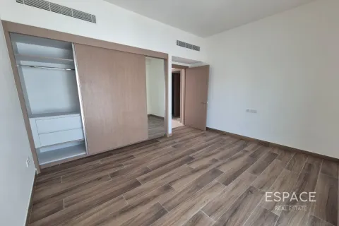 Almacén en Al Furjan, Dubai, 4 dormitorios, 335 m², № 62089 - foto 11