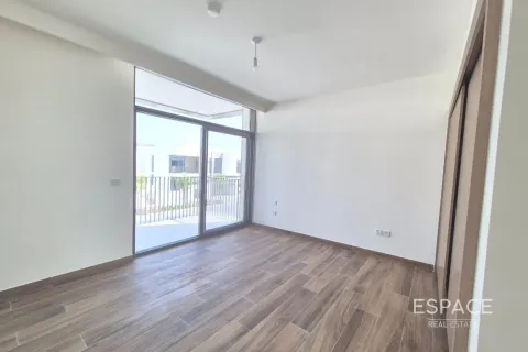 Almacén en Al Furjan, Dubai, 4 dormitorios, 335 m², № 62089 - foto 6