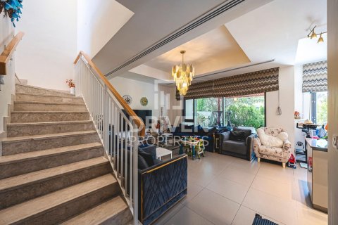 Townhouse in Maple at Dubai Hills Estate, Dubai Hills Estate, Dubai 5 bedrooms, 320.42 sq.m. № 127700 - photo 1