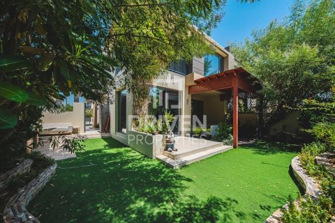 Townhouse in Maple at Dubai Hills Estate, Dubai Hills Estate, Dubai 5 bedrooms, 320.42 sq.m. № 127700 - photo 17