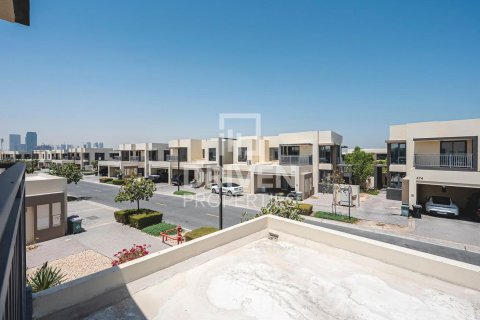 Townhouse in Maple at Dubai Hills Estate, Dubai Hills Estate, Dubai 5 bedrooms, 320.42 sq.m. № 127700 - photo 15