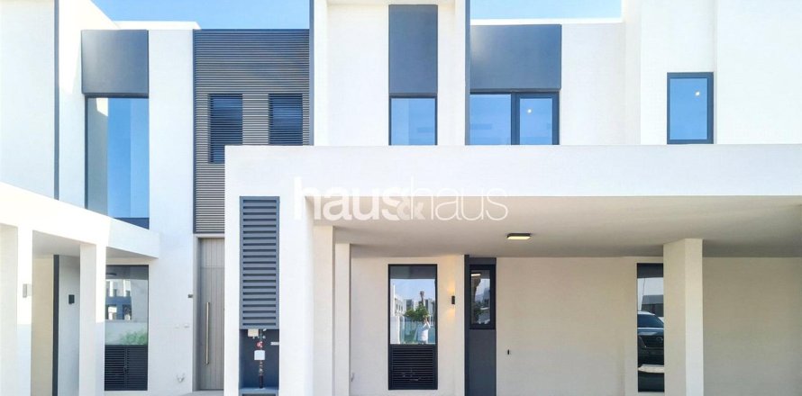 Townhouse in The Valley, Dubai 3 bedrooms, 193 sq.m. № 43969
