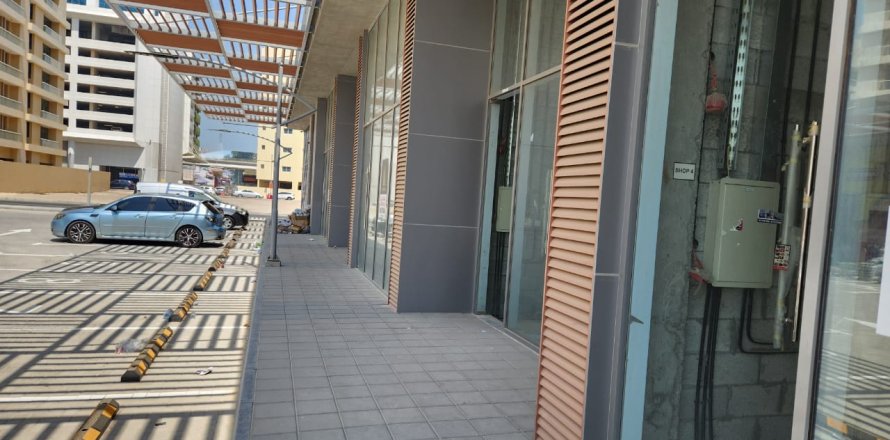 عقار تجاري في Al Barsha 1, البرشاء, دبي 54.3 م² رقم 7834