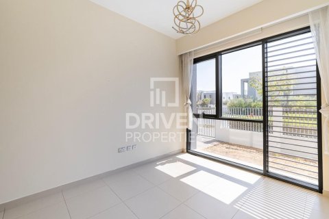 Villa in Sidra Villas, Dubai Hills Estate, Dubai 5 bedrooms, 560.11 sq.m. № 135524 - photo 2