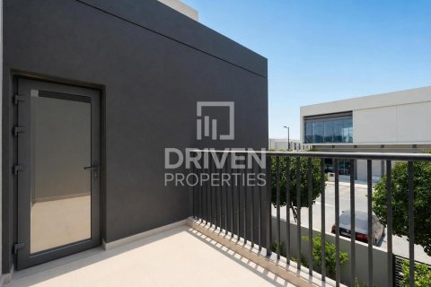 Adosado en The Pulse, Dubai South (Dubai World Central), Dubai, 2 dormitorios, 128.95 m², № 135528 - foto 10