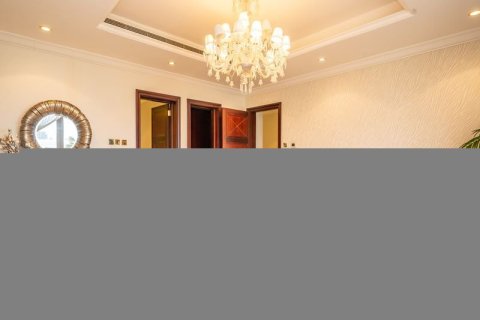 Villa in Palm Jumeirah, Dubai 5 bedrooms, 657.1 sq.m. № 2960 - photo 8