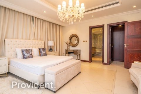 Villa in Palm Jumeirah, Dubai 5 bedrooms, 657.1 sq.m. № 2960 - photo 9