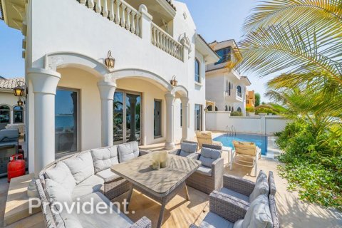 Villa in Palm Jumeirah, Dubai 5 bedrooms, 657.1 sq.m. № 2960 - photo 29