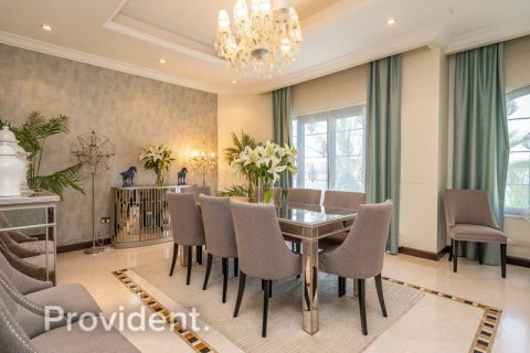 Villa in Palm Jumeirah, Dubai 5 bedrooms, 657.1 sq.m. № 2960 - photo 5