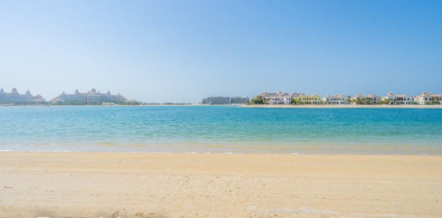 Villa in Palm Jumeirah, Dubai 5 bedrooms, 657.1 sq.m. № 2960