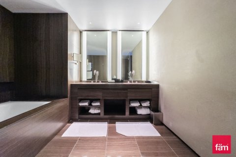 Apartment in Downtown Dubai (Downtown Burj Dubai), Dubai 1 bedroom, 91.6 sq.m. № 10769 - photo 17