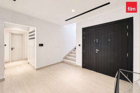 Maison de ville à Dubai, 2 chambres, 240 m², № 115184 - photo 11