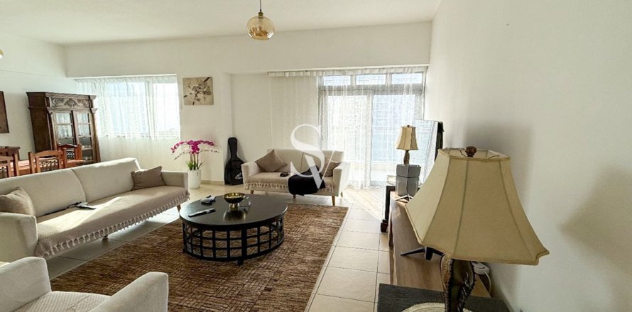 Квартира в Executive Towers, Бизнес-Бэй, Дубай, 2 спальни, 140м², № 70173