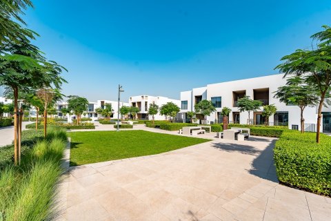 Adosado en Arabian Ranches 3, Dubai, 4 dormitorios, 266 m², № 96867 - foto 10