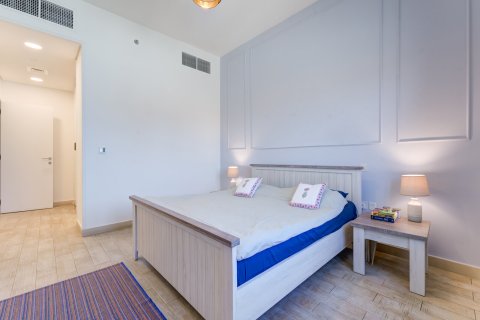 Apartment in Dubai 2 bedrooms, 127 sq.m. № 96875 - photo 8