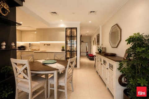 Apartment in Dubai 2 bedrooms, 118.7 sq.m. № 111288 - photo 13