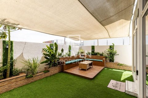 Villa à DAMAC Hills (Akoya by DAMAC), Dubai, 3 chambres, 158 m², № 19007 - photo 9