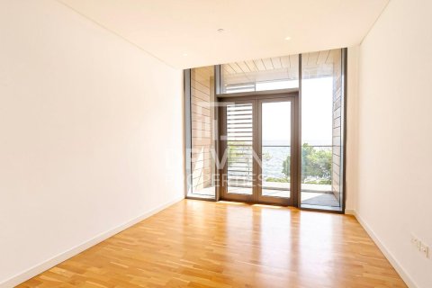 Townhouse in Bluewaters Residences, Bluewaters, Dubai 4 bedrooms, 640 sq.m. № 19009 - photo 7