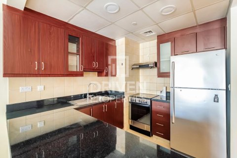 Apartment in Murjan, Jumeirah Beach Residence, Dubai studio, 66.33 sq.m. № 137278 - photo 6
