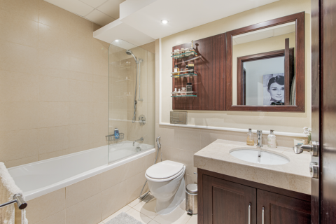 Apartment in Dubai 2 bedrooms, 152 sq.m. № 101255 - photo 8