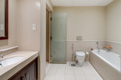 Apartment in Dubai 2 bedrooms, 152 sq.m. № 101255 - photo 10