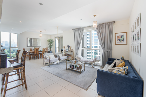 Квартира в Дубае, 2 спальни, 152м², № 101255