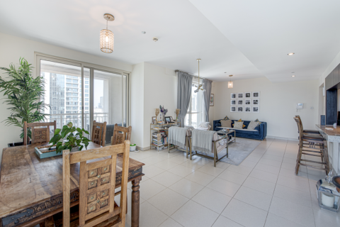 Apartment in Dubai 2 bedrooms, 152 sq.m. № 101255 - photo 2