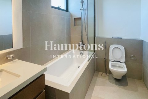 Снять в аренду виллу в Murooj Al Furjan, Al Furjan, Дубай: 4 спальни, 311.59666200м², № 63749 - фото 1