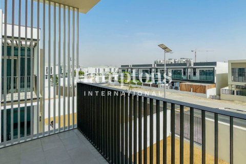 Снять в аренду виллу в Murooj Al Furjan, Al Furjan, Дубай: 4 спальни, 311.59666200м², № 63749 - фото 11
