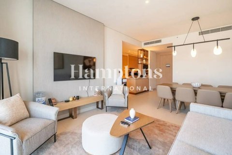 Снять в аренду квартиру в Даунтаун Дубай (Даунтаун Бурдж Дубай), Дубай: 3 спальни, 157.24947586м², № 63759 - фото 2