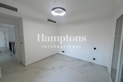 Villa in Arabian Ranches 2, Dubai 4 bedrooms, 301.00572000 sq.m. № 63742 - photo 11