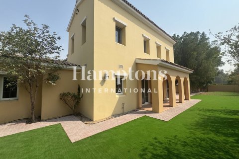 Villa in Arabian Ranches 2, Dubai 4 bedrooms, 301.00572000 sq.m. № 63742 - photo 15