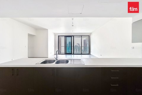Appartement à Dubai, 3 chambres, 160.1 m², № 124538 - photo 11