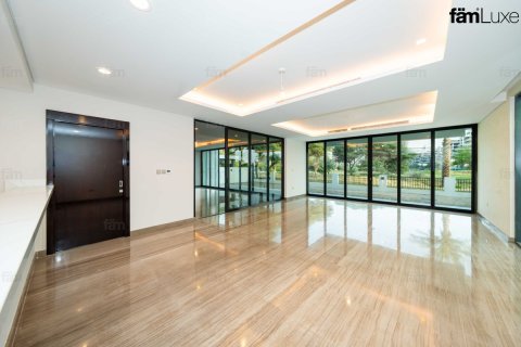 Villa in Dubai 8 bedrooms, 723.7 sq.m. № 134816 - photo 4