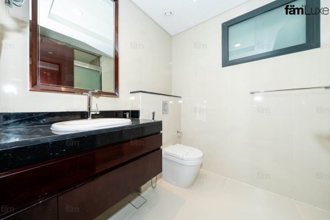 Villa in Dubai 8 bedrooms, 723.7 sq.m. № 134816 - photo 17