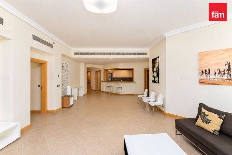 Снять в аренду квартиру в Пальме Джумейре, Дубай: 3 спальни, 205м², № 134821 - фото 6