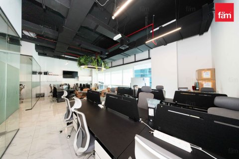 Bureau à Business Bay, Dubai, 539.1 m², № 134745 - photo 14