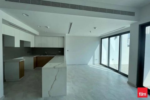 Villa in Dubai 3 bedrooms, 161 sq.m. № 134746 - photo 9