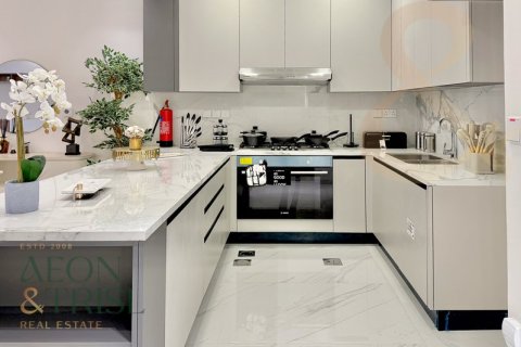 Adosado en Al Furjan, Dubai, 4 dormitorios, 174 m², № 60839 - foto 1