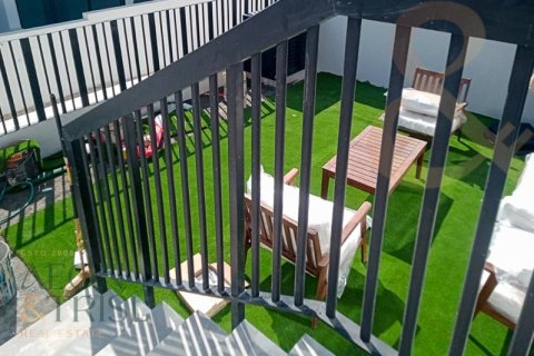 Adosado en Al Furjan, Dubai, 4 dormitorios, 174 m², № 60839 - foto 2