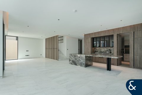 Villa en Tilal Al Ghaf, Dubai, 5 dormitorios, 527 m², № 75055 - foto 3